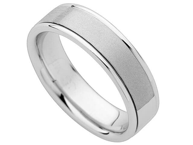 A White Gold Gents Wedding Band C902 with a polished finish.