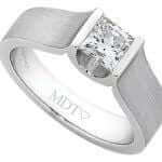 A Solitaire Bar Set Princess Cut Diamond Ring C907 in white gold.