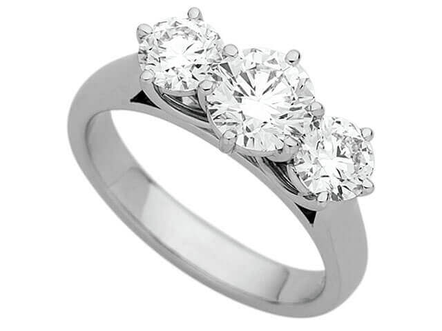 Platinum Three Stone trilogy Round Diamond Ring C917