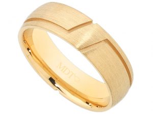 Yellow Gold Grooved Out Men's Ring C929