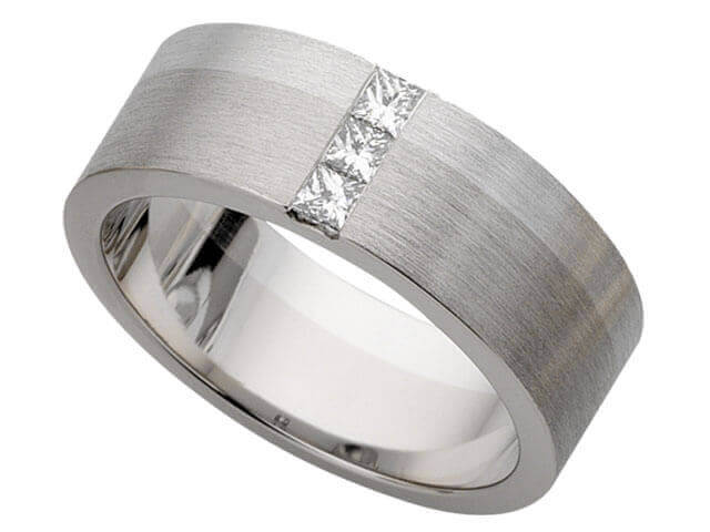 Flat Band With Channel Set Diamonds C629