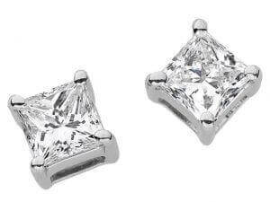 4 Claw set 18ct White Gold Princess Cut Diamond Stud Earrings C634.