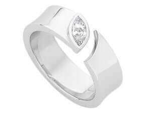 An 18ct White Gold Concave Bezel Set Diamond Ring C304 made of 18ct white gold.