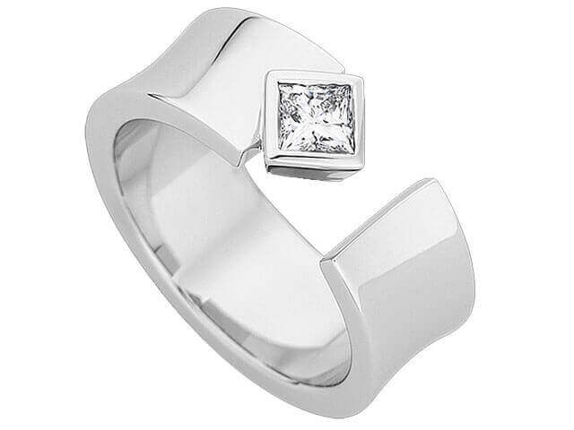 A White Gold Concave Split Band Diamond Set Ring C736 with a princess cut diamond set.