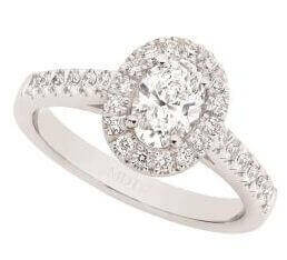 Oval halo diamond engeagement ring C1005