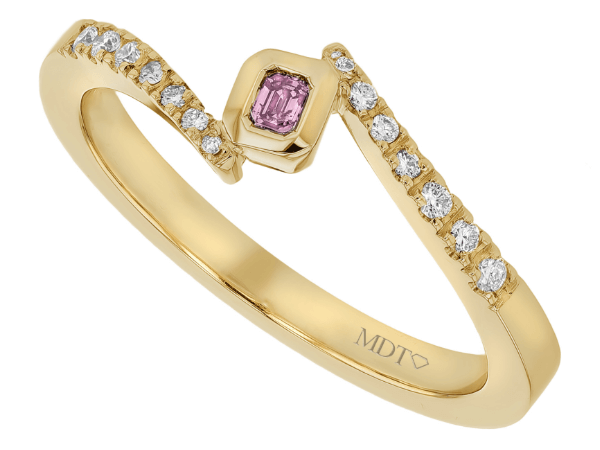 bezel set pink diamond ring with diamond band c798