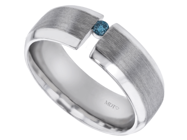 blue diamond tension style ring with bevelled edges c942