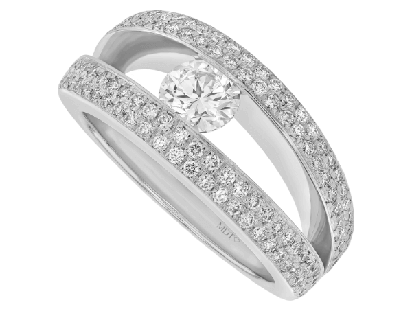 diamond tension set design with grain set split band c952