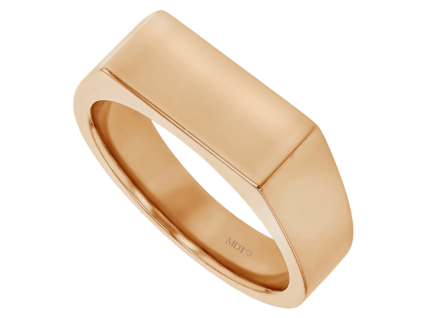 rectangular 18ct rose gold men’s signet ring c258