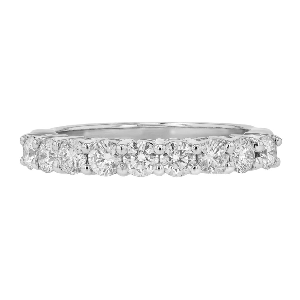 c579 platinum claw diamond wedding ring top scaled e1757486348850