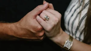 taylor swift engagement ring