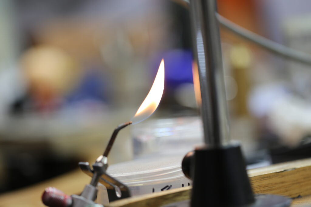 Jewellery-soldering-torch-for-ring-repair