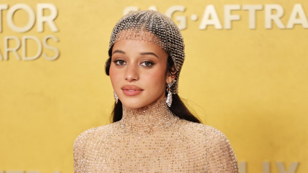 Chase Infiniti wearing vintage inspired diamond drop earrings with pavé set round brilliant diamonds at the Actor Awards.