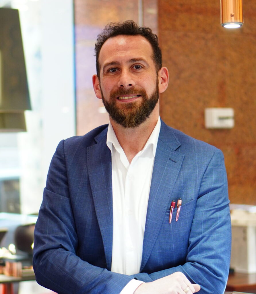 Kosta Theochari, jeweller, diamond grader and Co-Director of MDT DESIGN, continuing his family’s legacy of handmade jewellery in Melbourne.